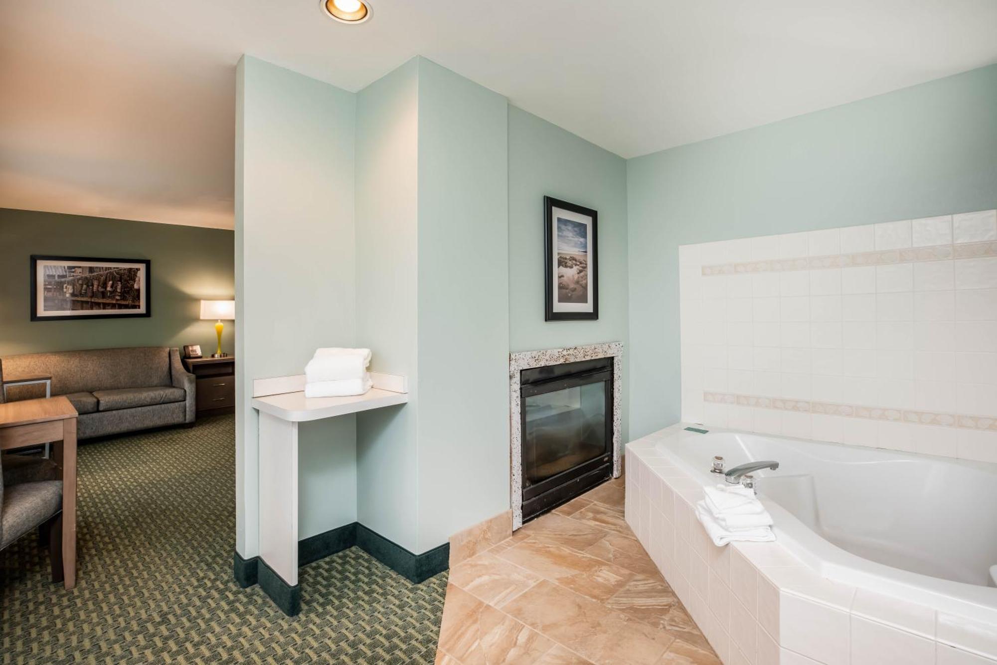King Suite with Spa Bath,1592071304:JPEG
